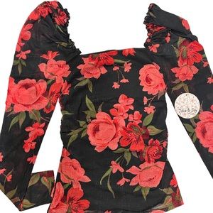 Jolie & Joy Black Floral Puff-Sleeve Women’s Top - Red Rose Print